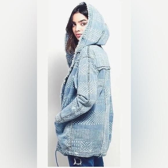 Free People Bleached Chambray Hooded Parka Jacket Oversized Denim Coat - Picture 11 of 11